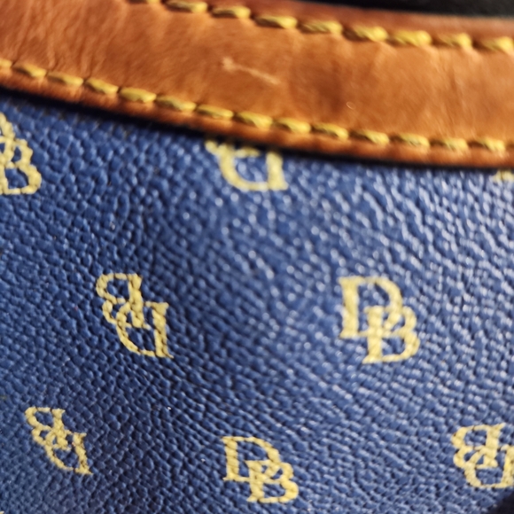 Dooney Burke Blue logo petite hand/shoulder bag - Picture 13 of 16